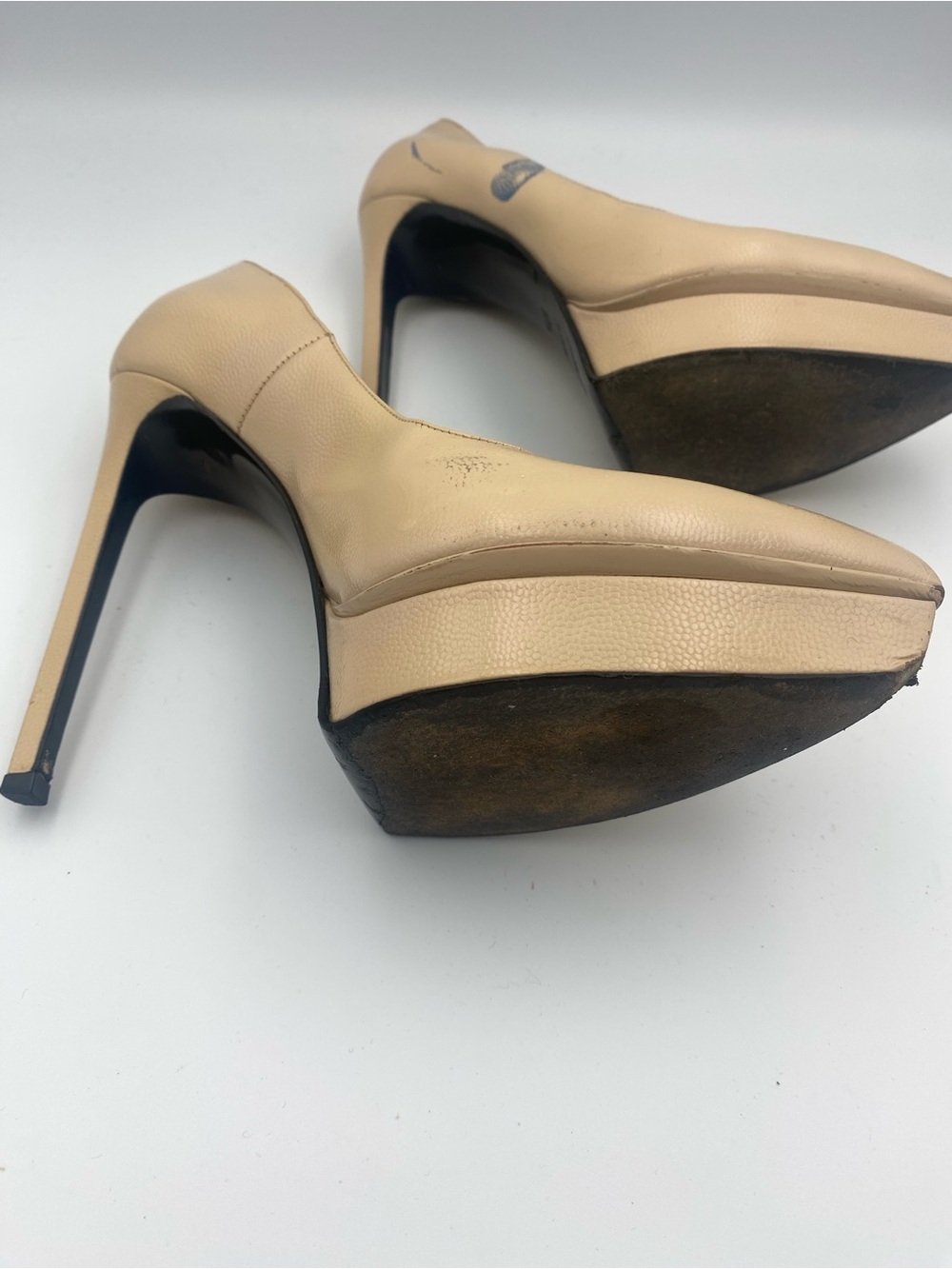 Saint Laurent Beige Pointed-Toe Stiletto Pumps - Picture 7 of 11